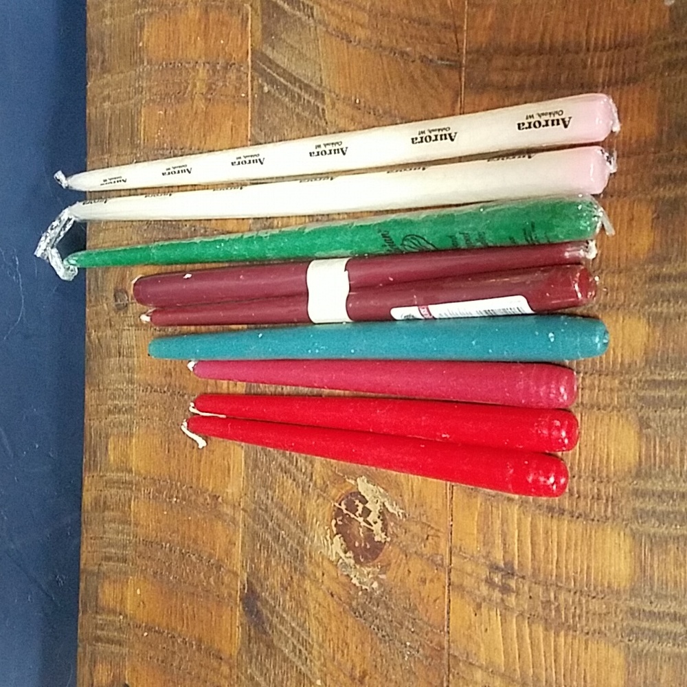 Lot of 9 Various Sized Candles